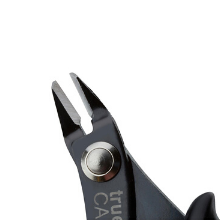 Honed cutting edges. High carbon tool steel allows resharpening. 